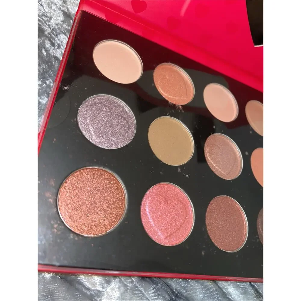 BC Beauty Concepts LOVE 18 Shimmer Eyeshadow Palette‎